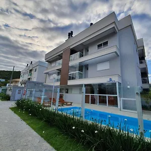 Apto Na De Palmas, Próximo Ao Mar, Climatizado E Com Piscina Apartamento